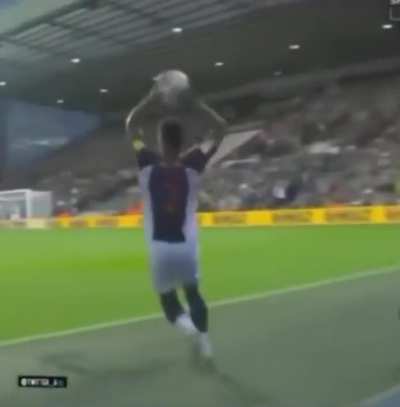 Fan gives his jacket so the ball can be dried and it pays off