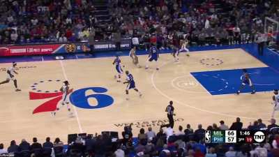 [Highlight] The Philadelphia 76ers crowd start to boo their own team in the 3rd quarter