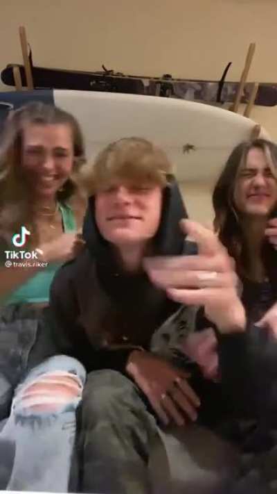 he's so silly ??