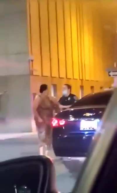 To knock out a cop ?‍♀️
