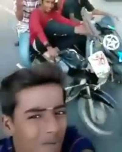 Viaje en moto normal hasta que
