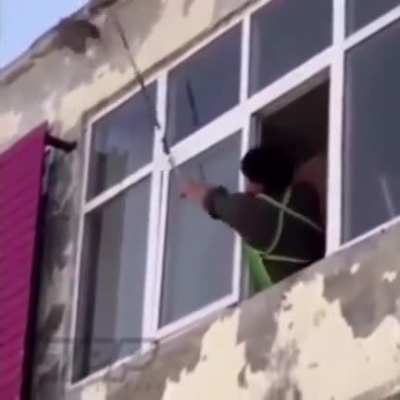 to remove a wasp nest