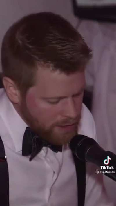 Canadian groom surprises his indian bride with a performance of a bollywood love song