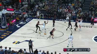 [Highlight] Rudy G pulls up from the corner and hits his first triple for the Jazz!