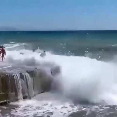 Let us watch these waves upclose
