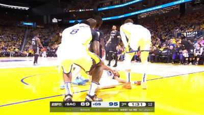 [Highlight] Jordan Poole falls hard after a foul by Alex Len but gets up afterwards