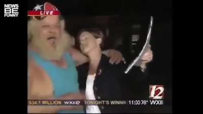 Everybody loves reporters....