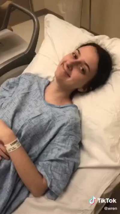 Sweet video about a young mother finding out the gender of her baby ?☺️
