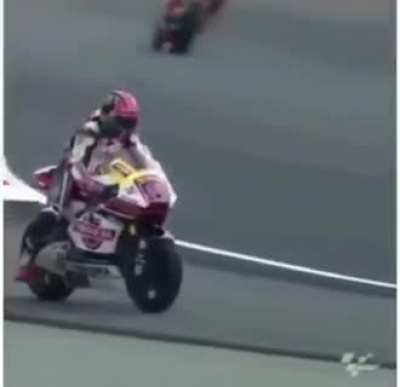Poor guyð¤£ð¤£ watch till end