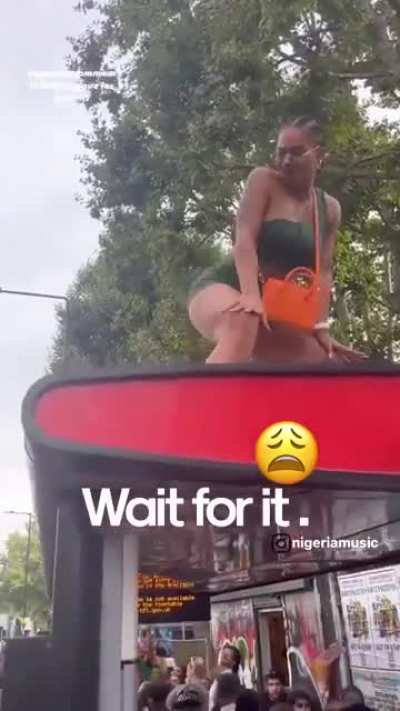 Stoop dropped it like its hot.