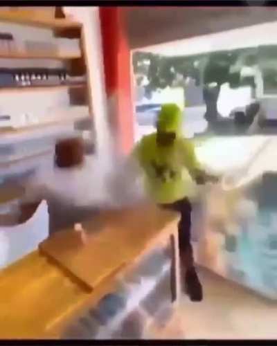 That’s some ultimate vaping skills bruh.