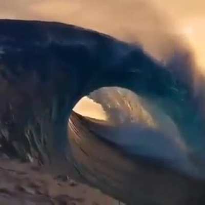 ? slow motion: huge wave touching the clouds