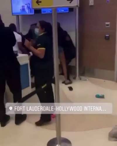 Airport Chaos