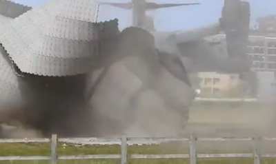 V-22 Osprey casually destroying helipad in Cambridge
