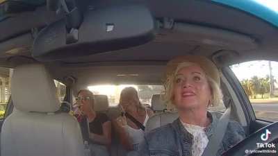 since a lot of you guys appreciated this Uber Lady, here is another video which i love