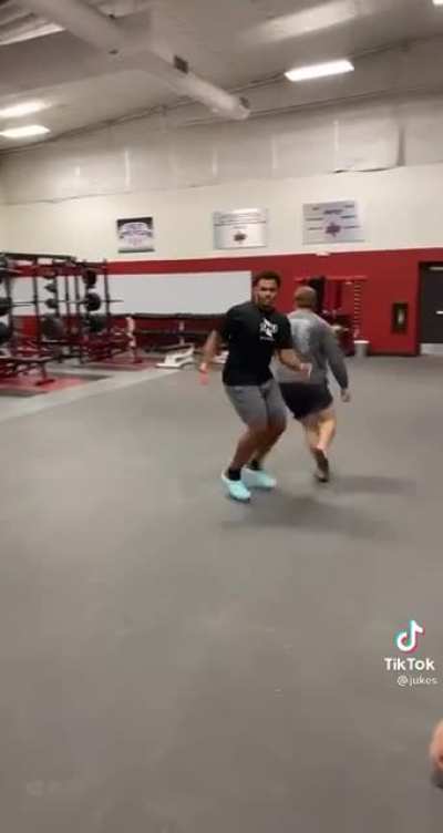 Perfect juke leads to an insane freakout