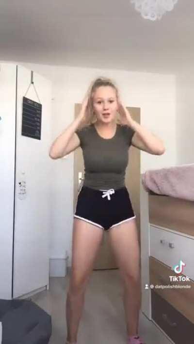 Am I tripping or is this the video from a TikTok ad from like 2018?