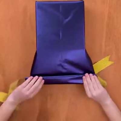 Christmas gift-wrapping hacks