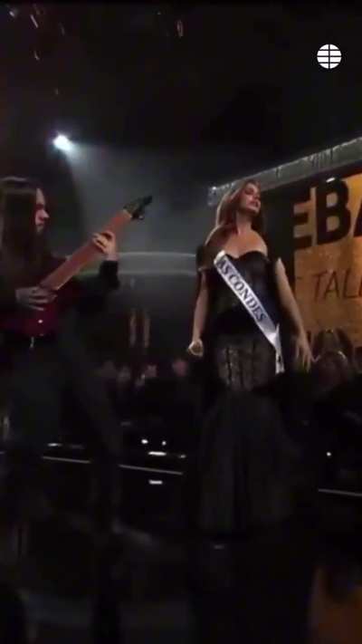 Miss World Chile candidate sings death-metal during the talent contest