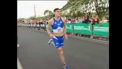 Last minute sprint in triathlon.