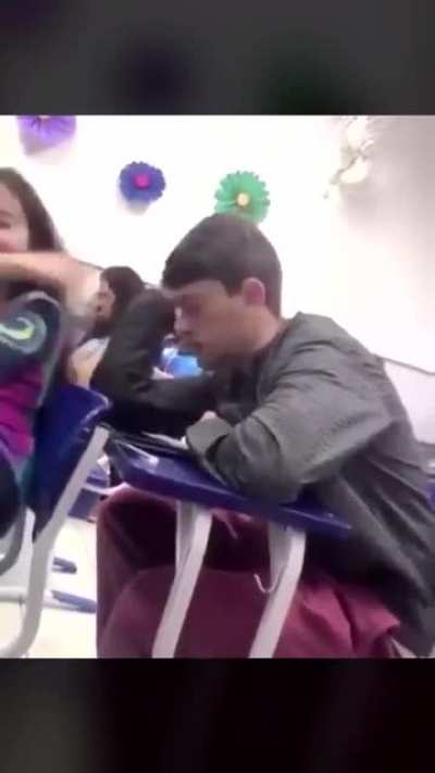 Wcgw disturbing someone in class
