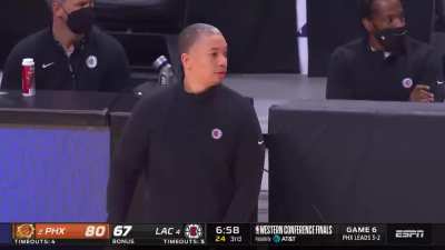 [Highlight] Devin Booker takes flight and puts the Suns up 13.