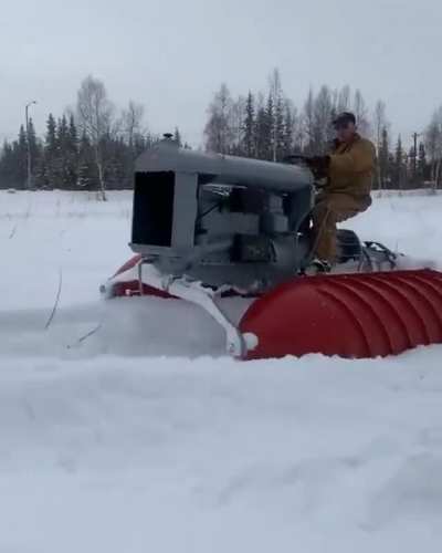 A good vehicle for snow !!