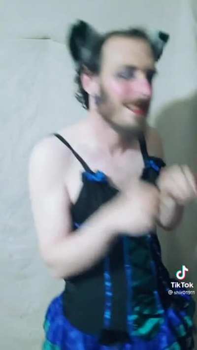 Tik tok should be illegal