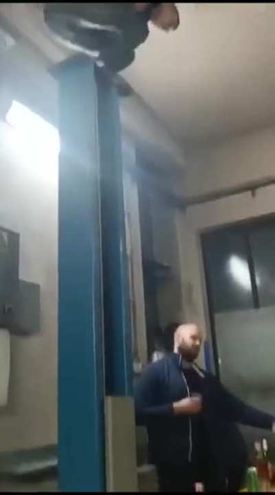 To jump on table
