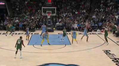 [Highlight] Everything going right for the Grizzlies as Ja Morant makes the crazy out of control lay up with contact