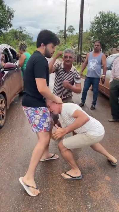 Grandiose fight moves