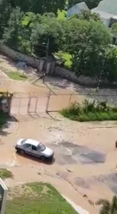 Abrupt water