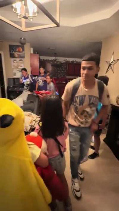 All 15 of them surprised their grandparents with a sleepover, so much joy captured