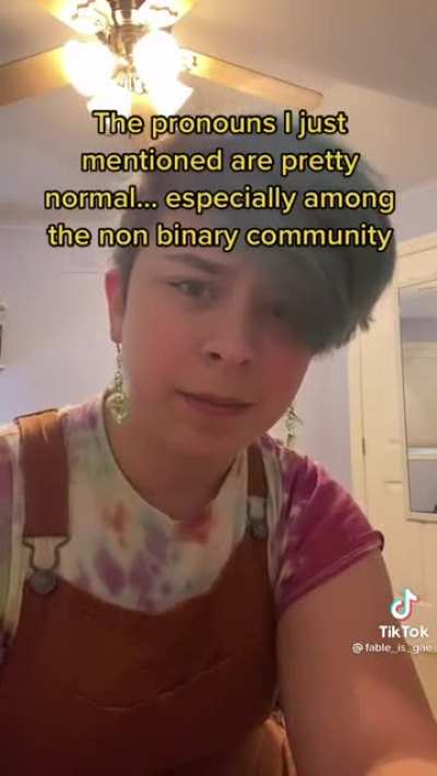 Cringe girl