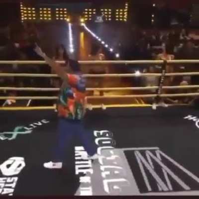 DJ Khaled performing