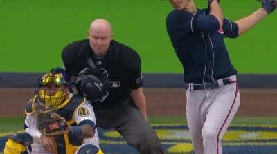 [Highlight] Home plate umpire loses mask after being hit in the face with a foul ball. He was hit the previous pitch, and the one before that.