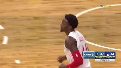 [Highlight] Paul "Bball Paul" Reed goes coast to coast behind the back and somehow manages to beat the 3rd quarter buzzer