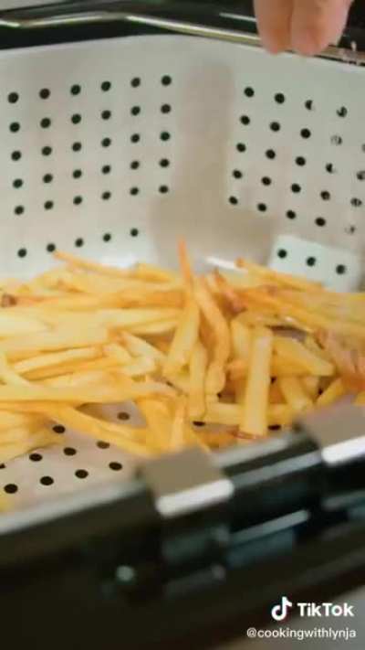 Grandma Lynja is back with the crispy McD fries!