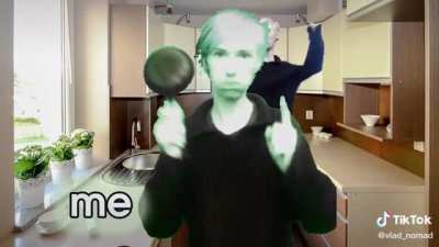 Take your pan and dance with me
