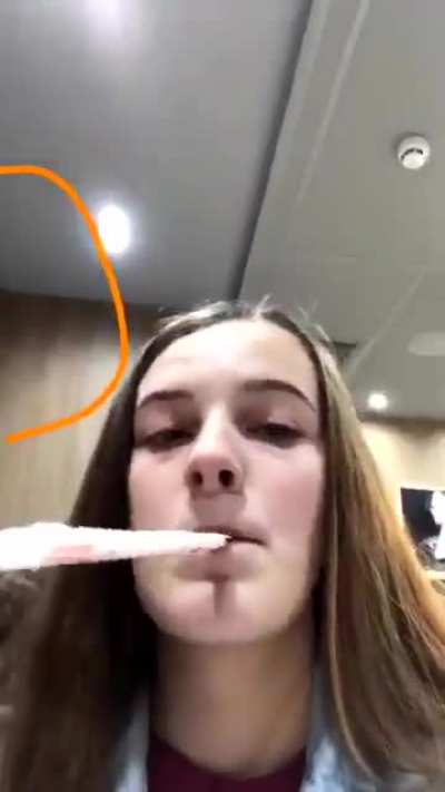 The ultimate straw bender