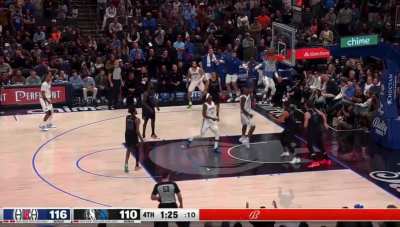 [Highlight] Kawhi continues his absurd fourth quarter with the clutch spin and euro lefty finish!
