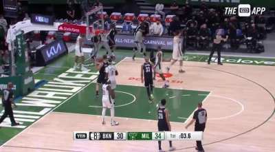 [Highlight] Seven different Nets players rushing out to help KD up after he takes a fall