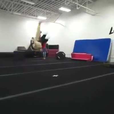 Sumo got moves!