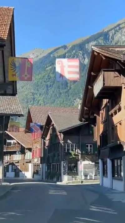 ?Switzerland road trip, this country is beautiful