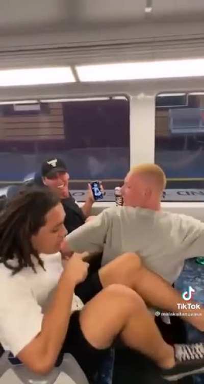 Physical Cringe - Watch the guys leg on the left