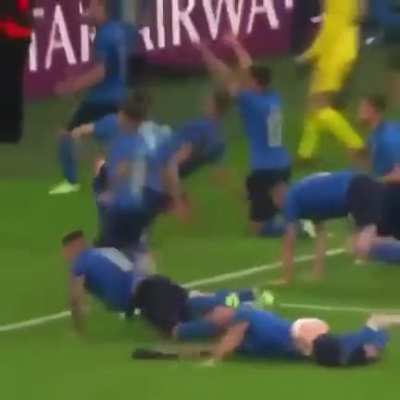 Italian player attempts to celebrate infront of millions