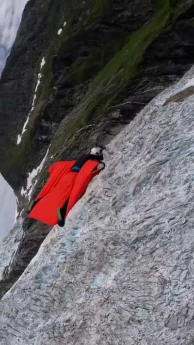 Wing suit over the Beautiful mountains ?️