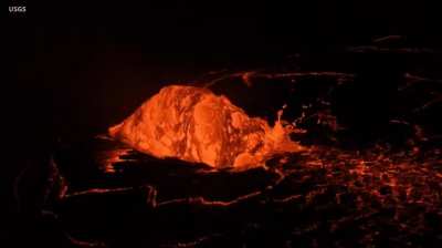? Kilauea lava fountain
