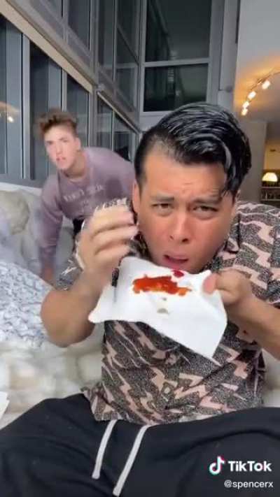 Nice beatboxing bro ?