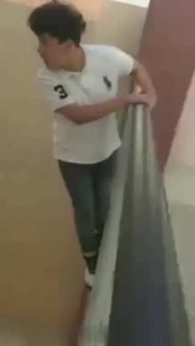 Dumbass kid